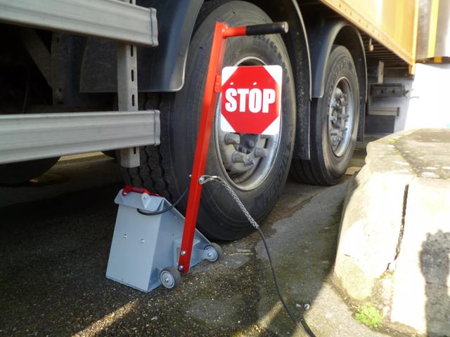 CALE STOP manuelle électrique pour camion Forankra France